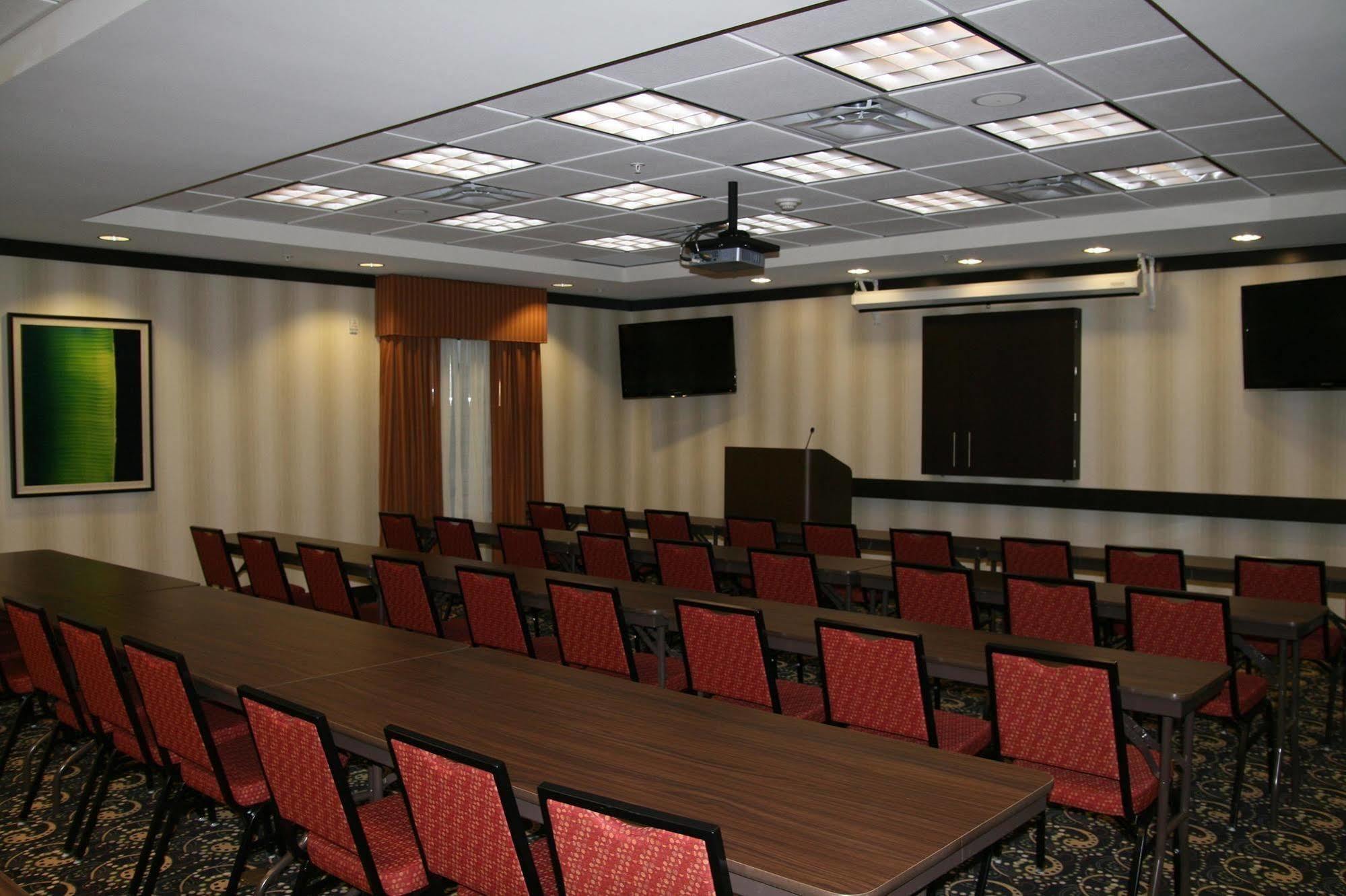 Hampton Inn And Suites Tulsa/Catoosa Facilities photo